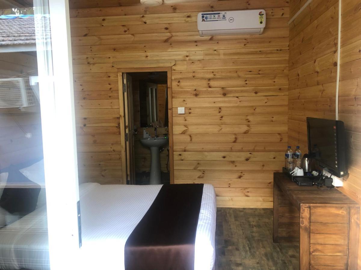 Inn Morjim A Boutique Beach Hotel Dış mekan fotoğraf