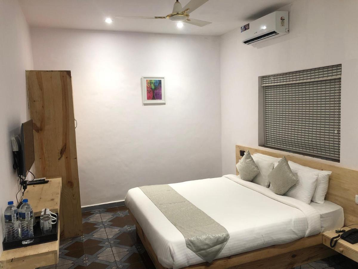 Inn Morjim A Boutique Beach Hotel Dış mekan fotoğraf